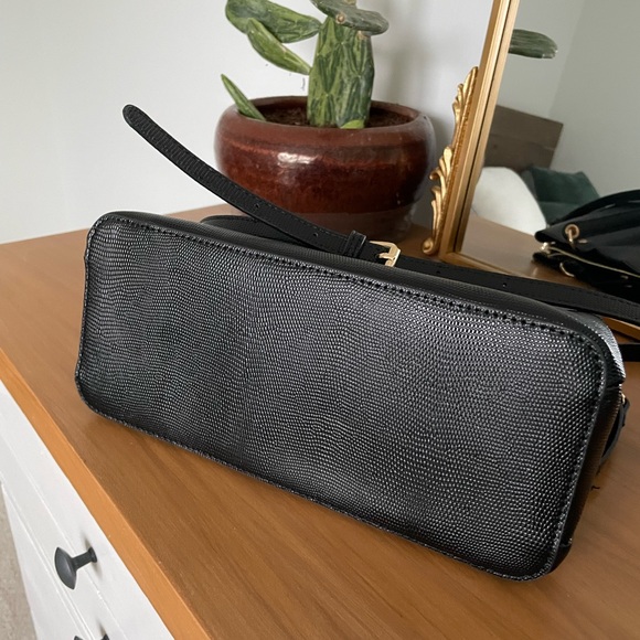 Anne Klein Black Purse - Picture 6 of 11